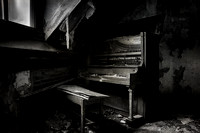 Right handed Piano in Black and White